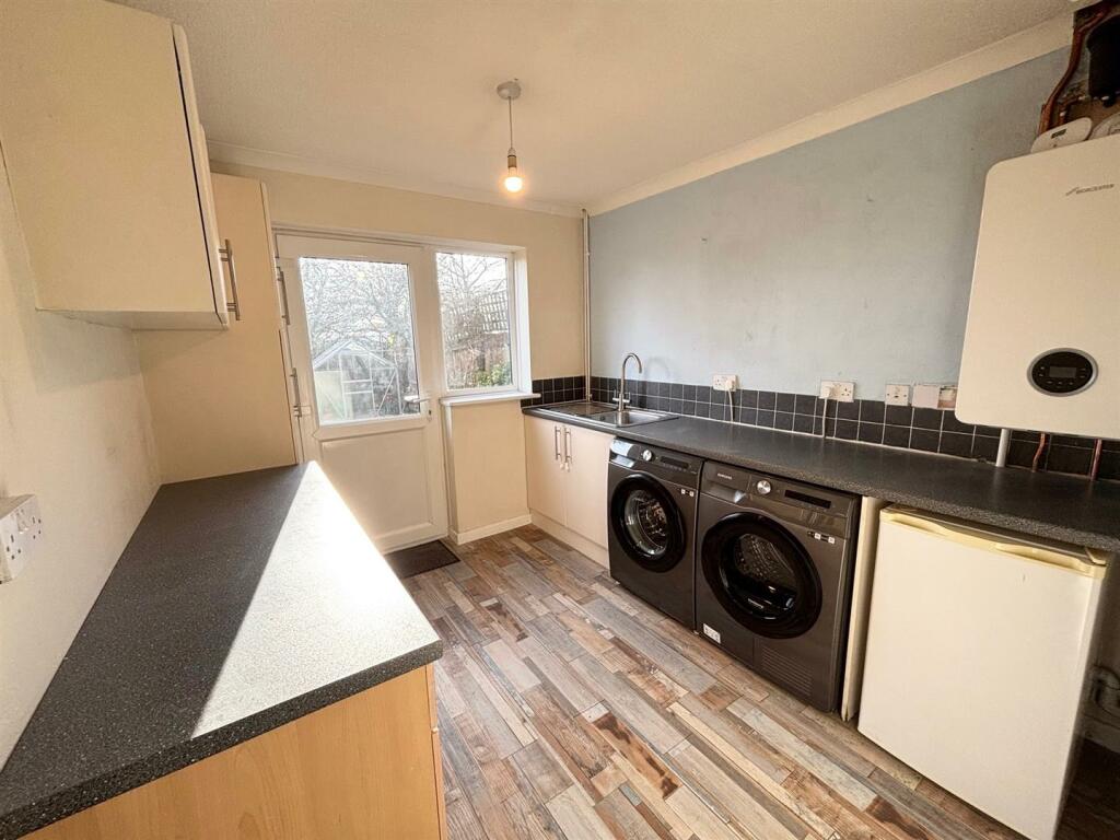 Additional property image - Longleat Drive, Cheswick Green, Solihull