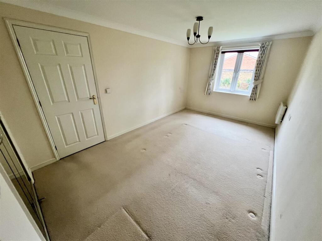 Additional property image - Stratford Road, Hall Green, Birmingham