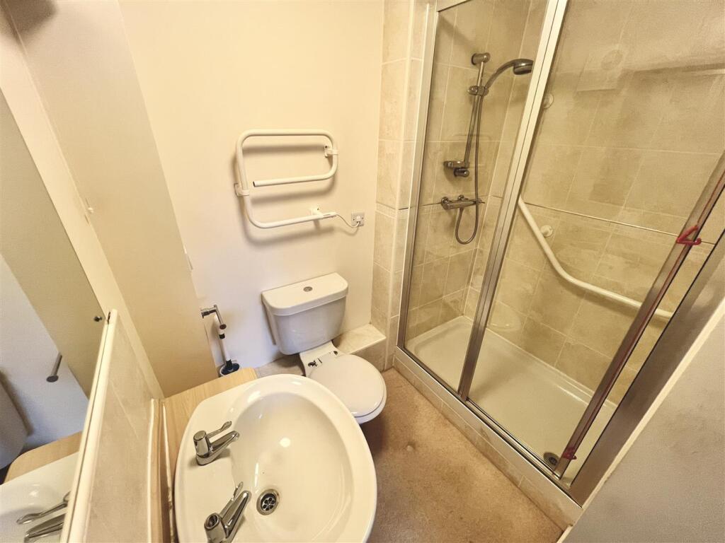 Additional property image - Stratford Road, Hall Green, Birmingham