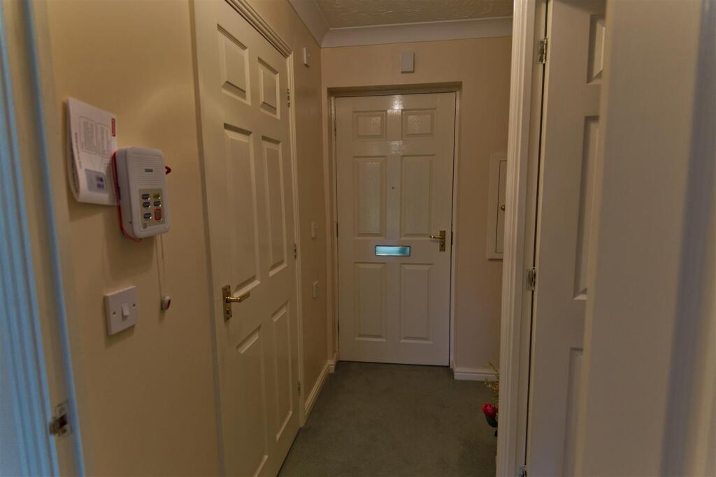 Additional property image - Stratford Road, Hall Green, Birmingham