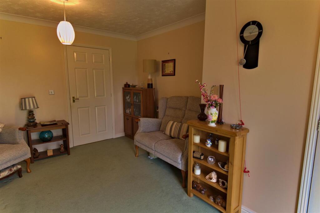 Additional property image - Stratford Road, Hall Green, Birmingham