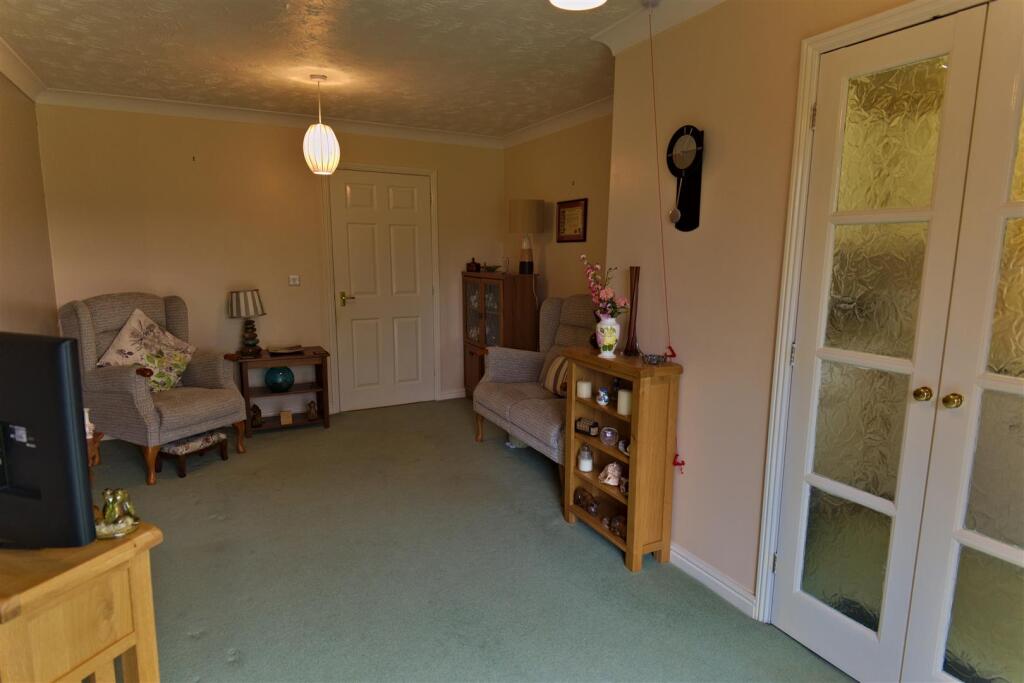 Additional property image - Stratford Road, Hall Green, Birmingham
