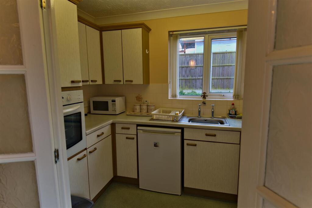 Additional property image - Stratford Road, Hall Green, Birmingham