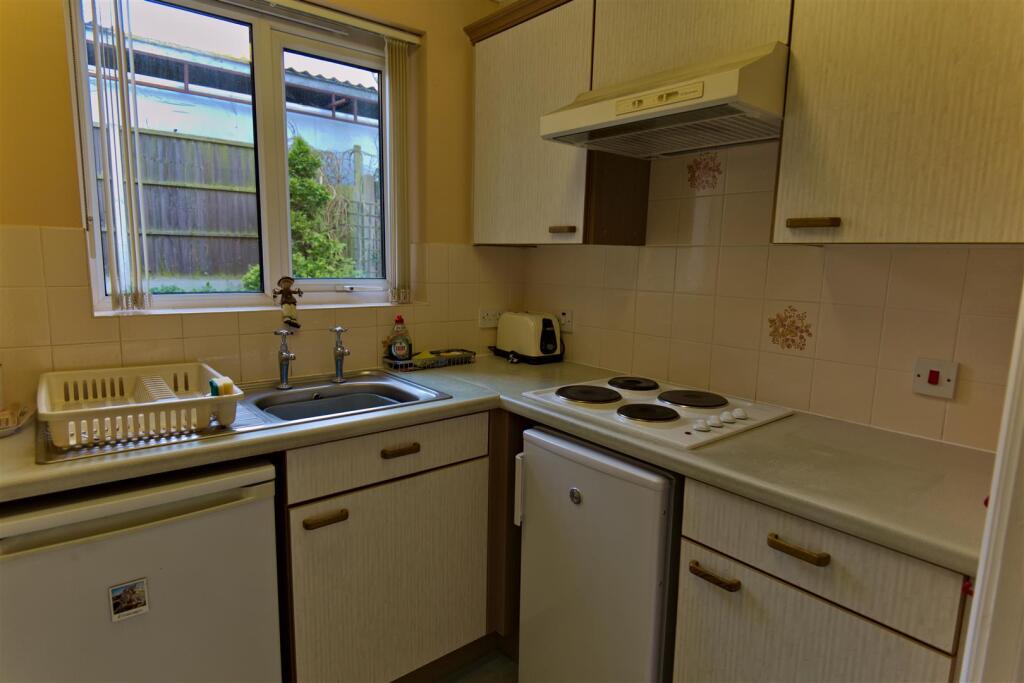 Additional property image - Stratford Road, Hall Green, Birmingham