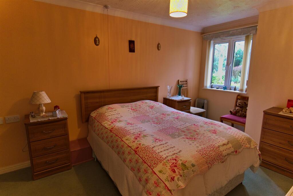 Additional property image - Stratford Road, Hall Green, Birmingham
