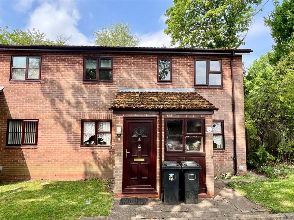 Main image of property: Stratford Road, Shirley, Solihull