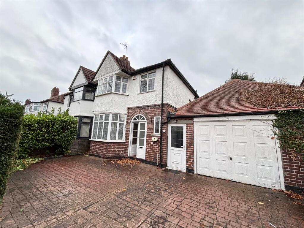 Main image of property: Stanway Road, Shirley, Solihull
