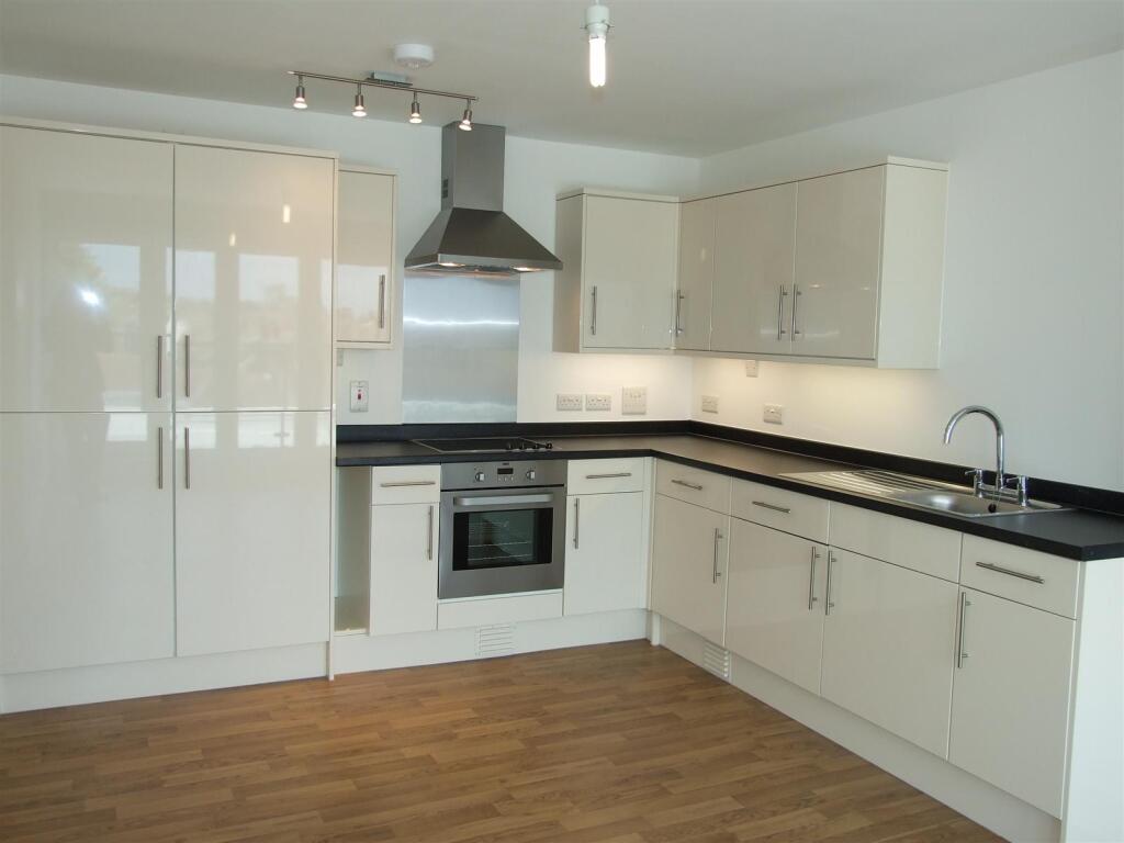 Main image of property: The Courtyard, Southend on Sea