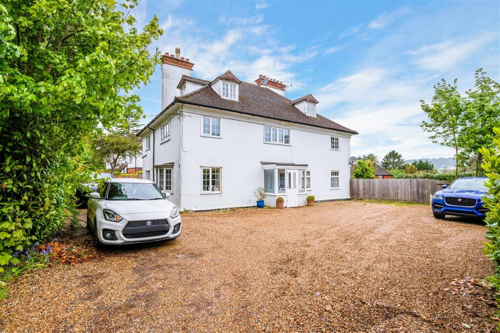 1 bedroom flat for sale in West Hill, Oxted, Surrey, RH8 9JB, RH8