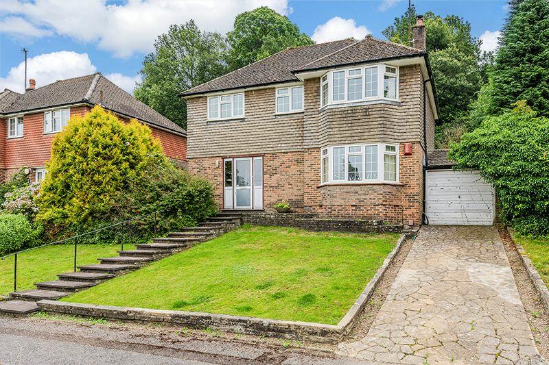 Main image of property: Woodland Rise,Oxted,RH8 9HW