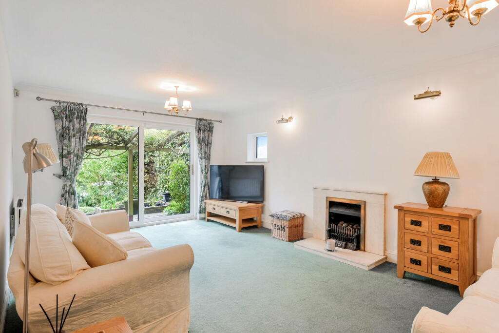 Additional property image - Westhall Road, Warlingham, CR6 9BH