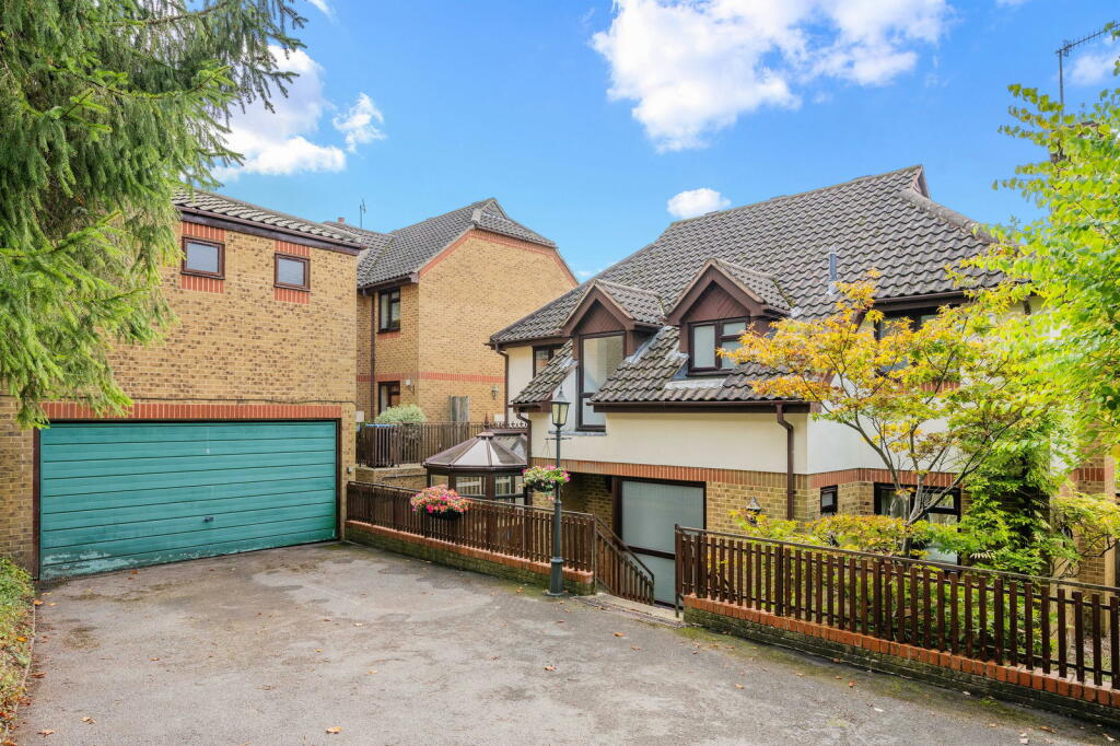 Additional property image - Westhall Road, Warlingham, CR6 9BH