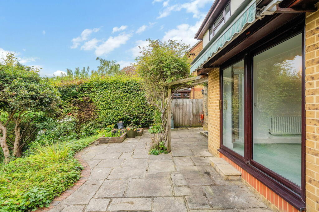 Additional property image - Westhall Road, Warlingham, CR6 9BH