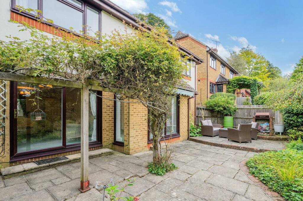 Additional property image - Westhall Road, Warlingham, CR6 9BH