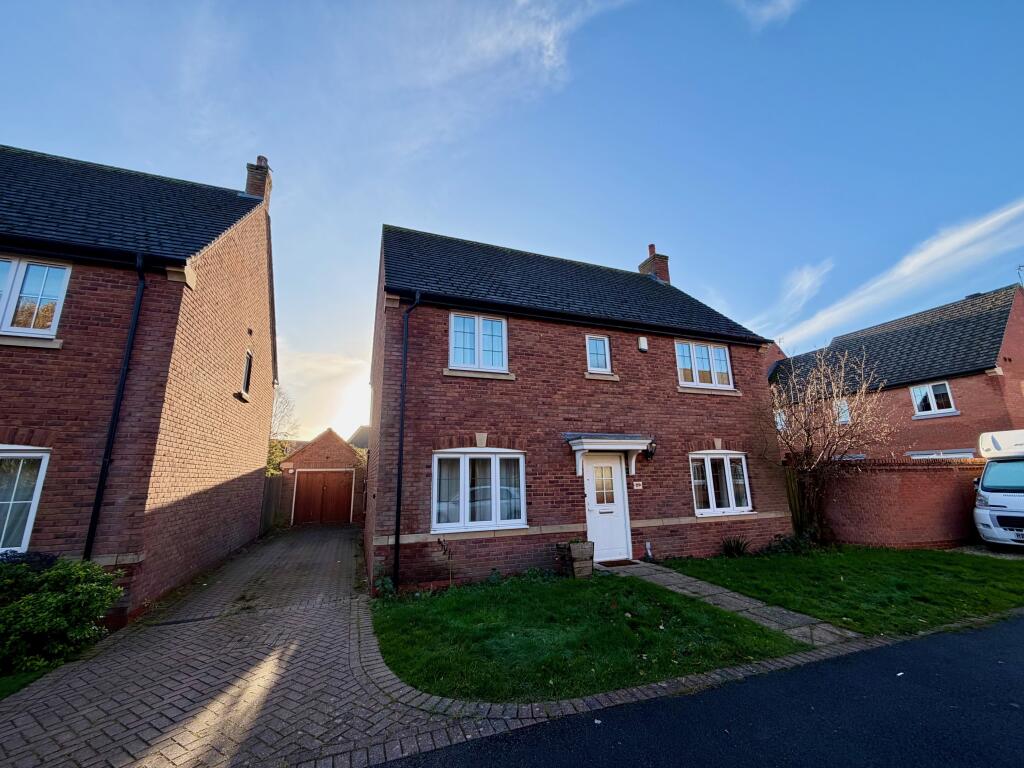 Main image of property: Vale Close, Loughborough, Leics, LE11 2GZ