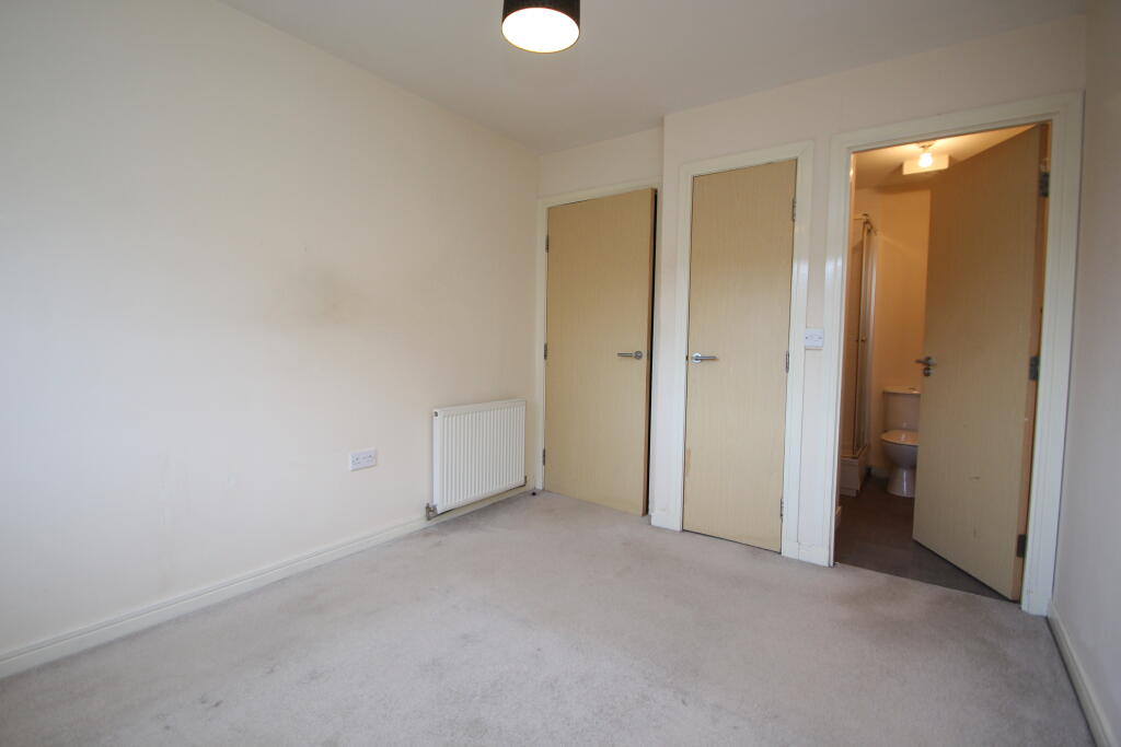 Flat to rent on Silverbanks Road, Cambuslang, G72