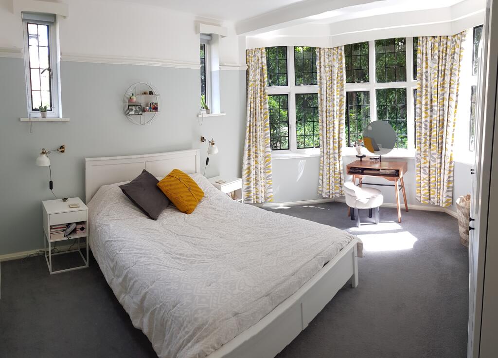 Main image of property: Park Hill, Croydon, CR0