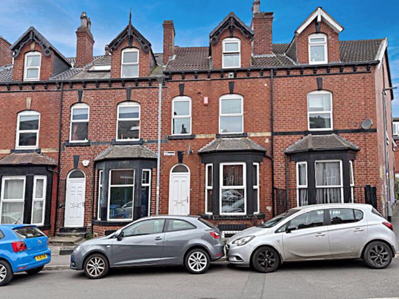Main image of property: Hessle Place, Leeds