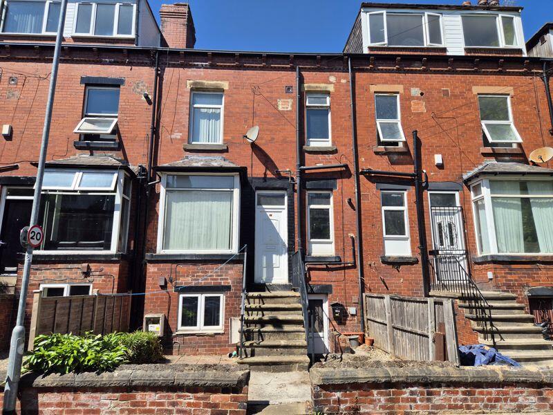 Main image of property: Beechwood Mount, Leeds