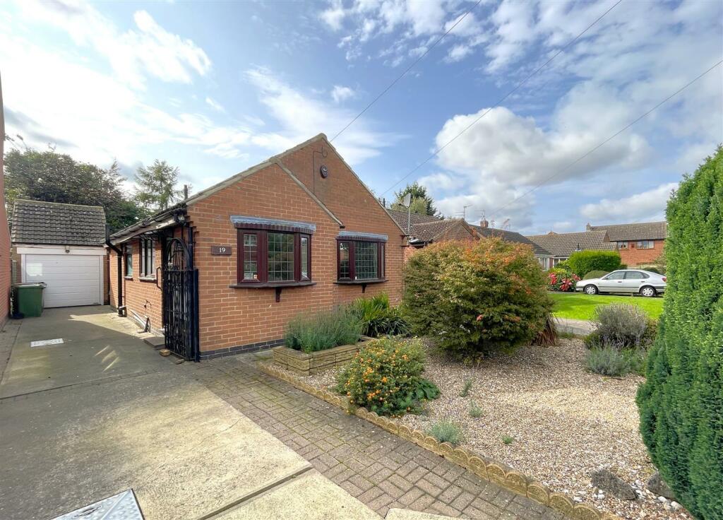 2 bedroom detached bungalow for sale in Church View, Bottesford, NG13