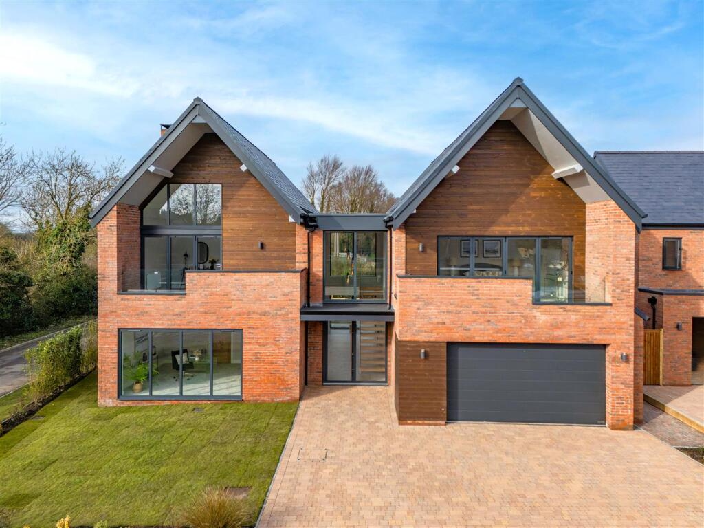 Main image of property: Meadows Lane, Hose