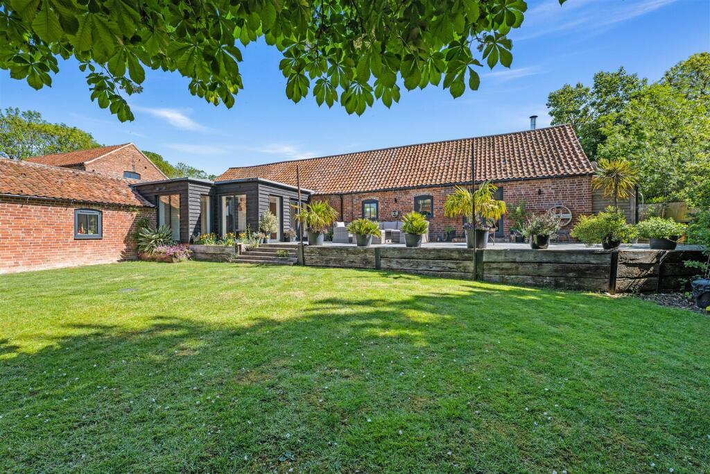 Main image of property: Skerry Lane, Muston
