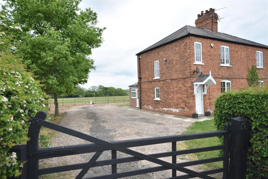Main image of property: Ollerton Road, Caunton