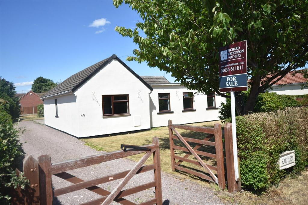 Main image of property: Swinderby Road, Collingham, Newark