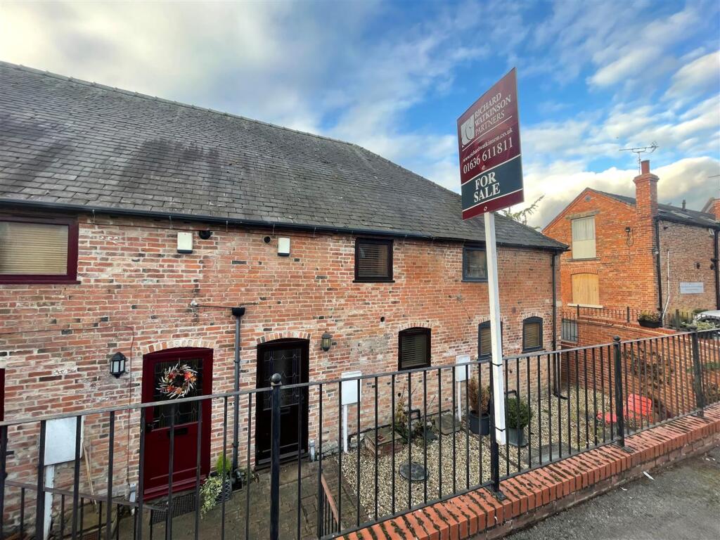 Main image of property: Mill Gate, Newark