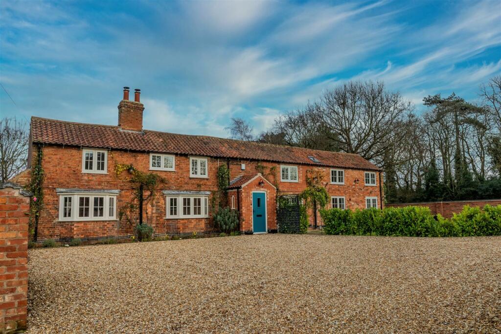 4 bedroom house for sale in Cottage Lane, Collingham, Newark, NG23
