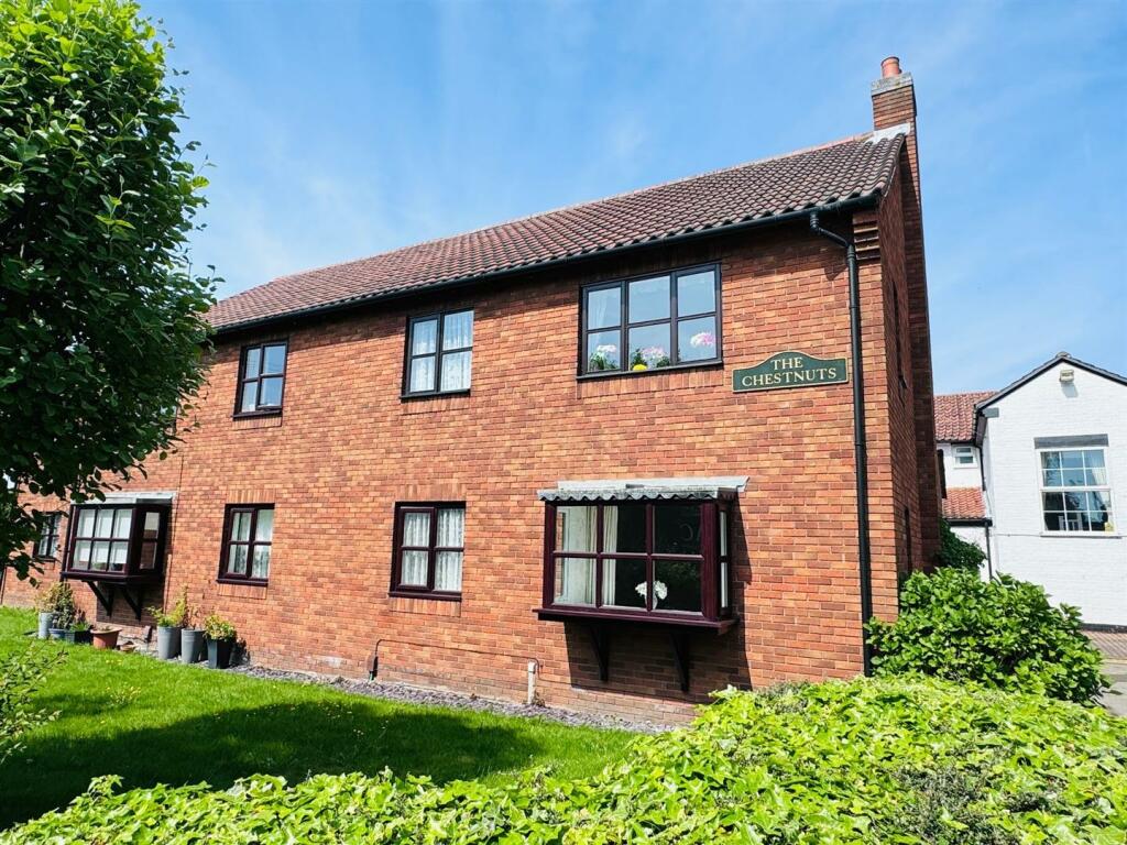 1 bedroom apartment for sale in The Chestnuts, Main Road, RadcliffeOn