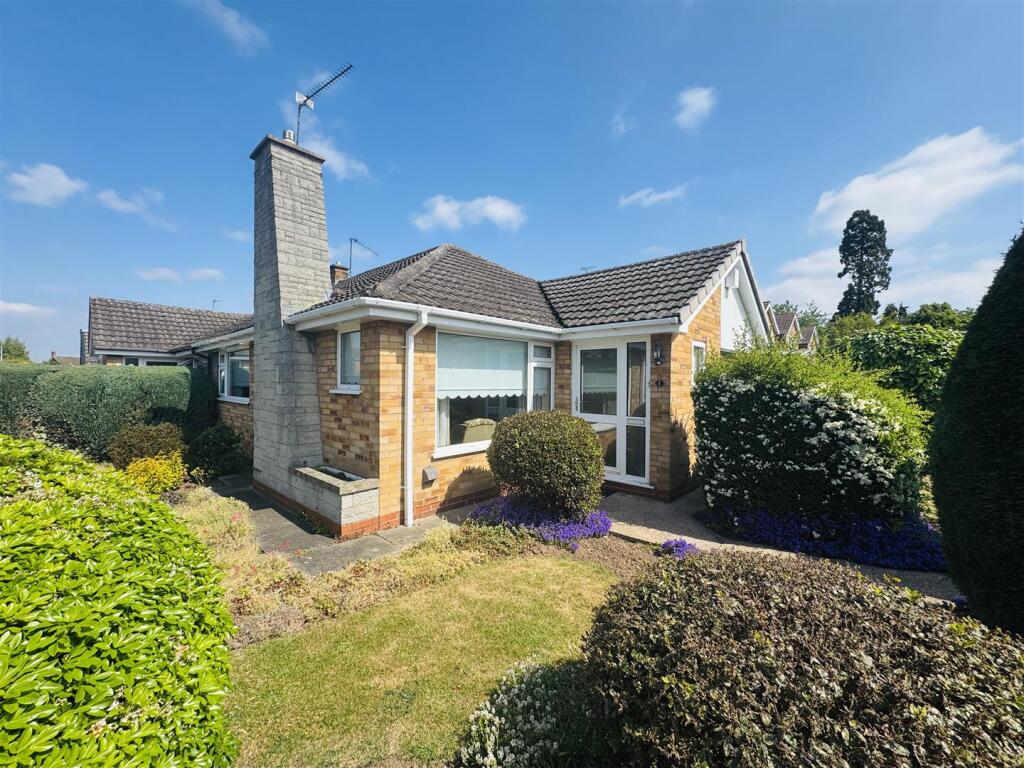 Main image of property: Maple Close, Radcliffe on Trent, Nottingham