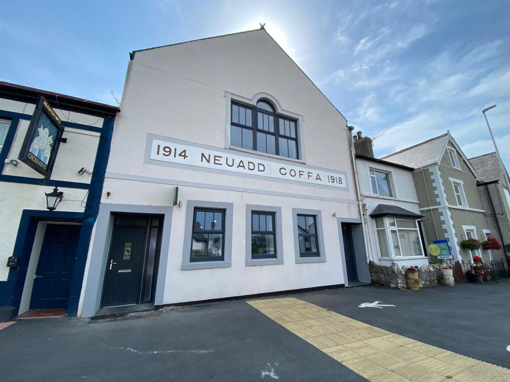 1 bedroom semidetached house for sale in Llanrwst Road, Glan Conwy