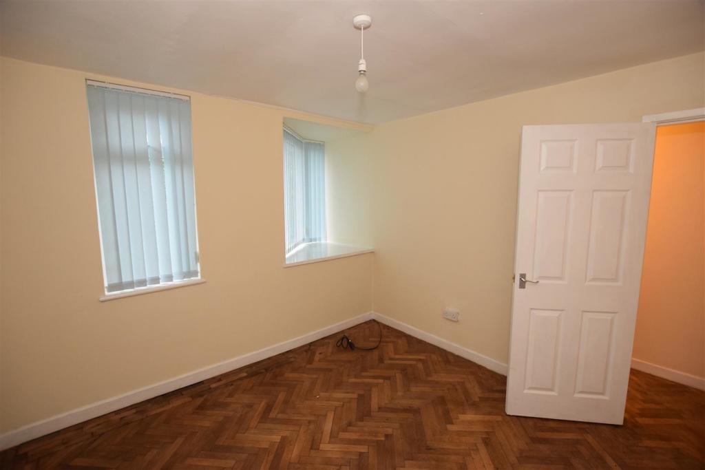 7 bedroom property for sale in Penkett Road, Wallasey, CH45