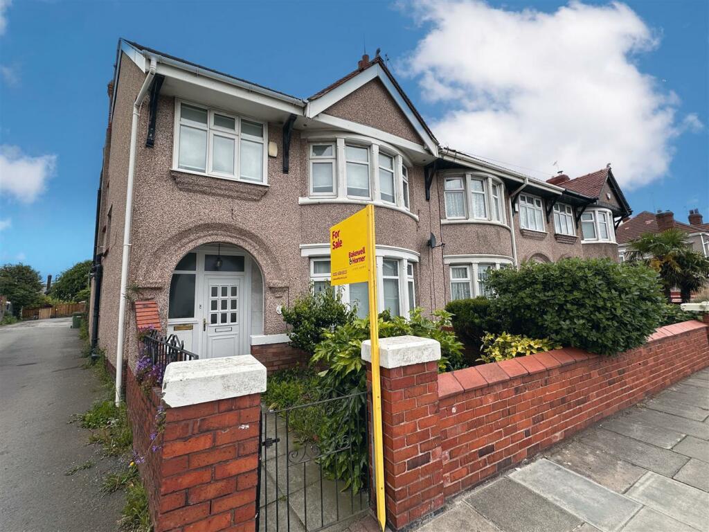 3 bedroom end of terrace house for sale in Wallasey Road, Wallasey, CH44