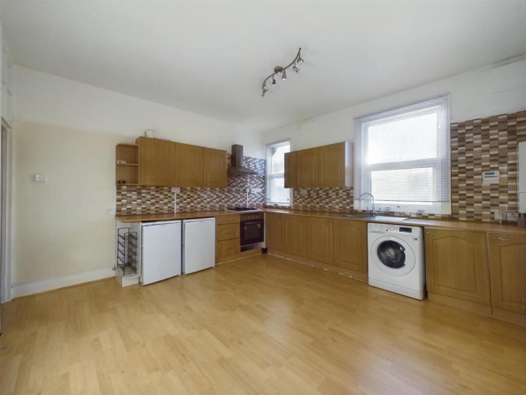 Additional property image - Marine Park Mansions, Wellington Road, Wallasey