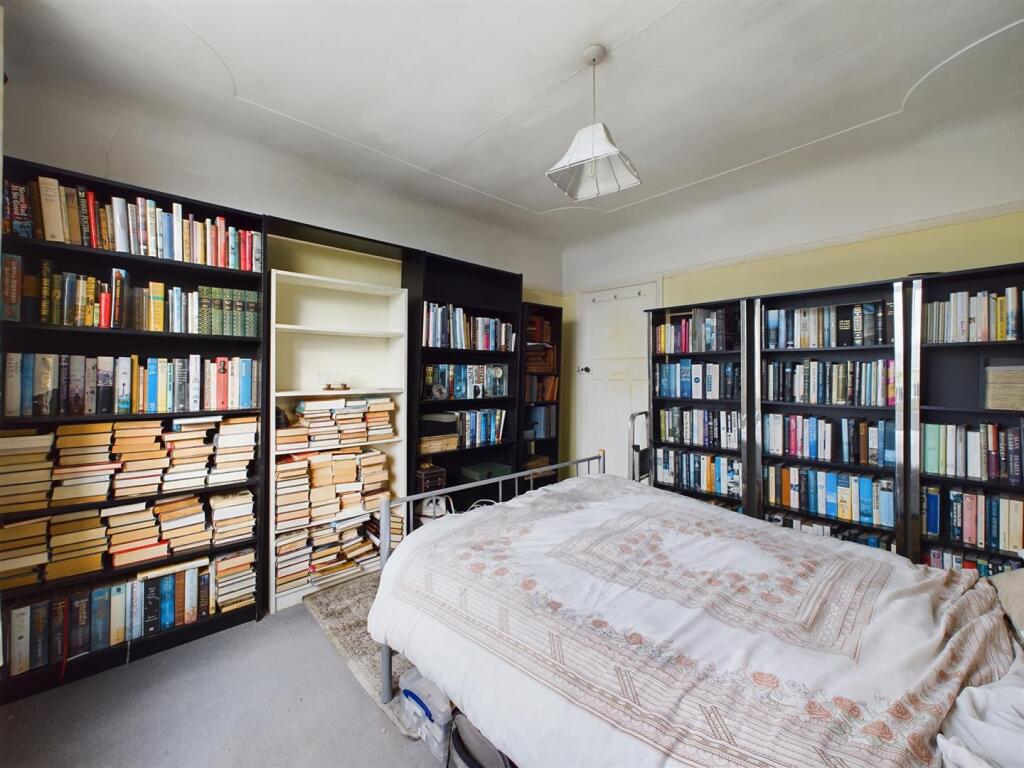 Additional property image - Cliff Road, Wallasey
