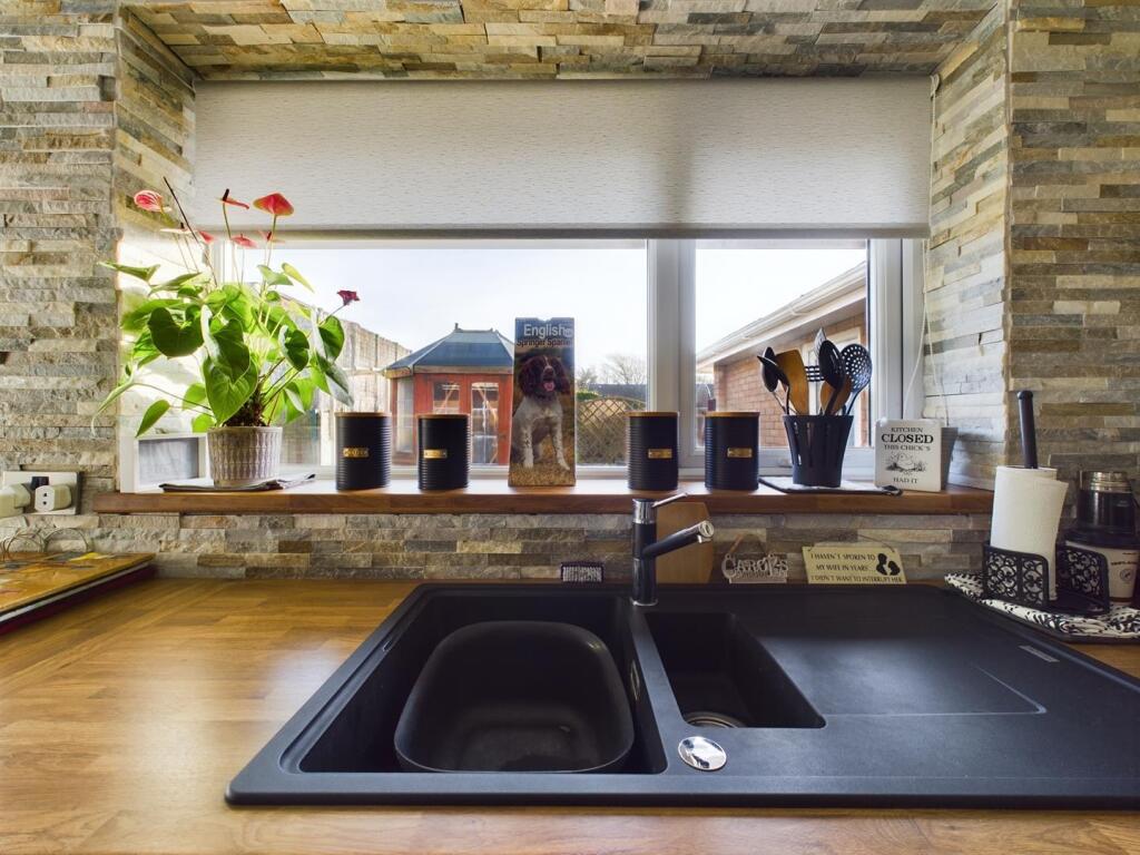 Additional property image - Links Close, Wallasey