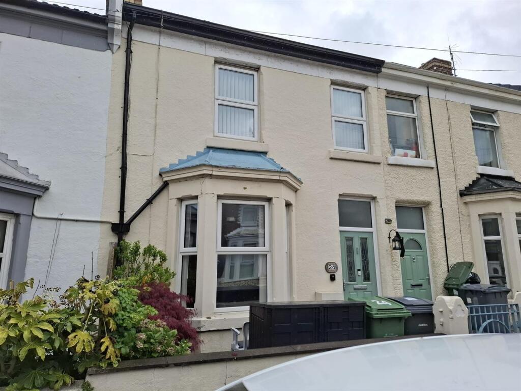 3 bedroom terraced house