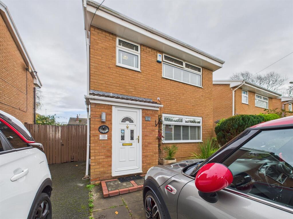 Main image of property: Gilwell Avenue, Moreton