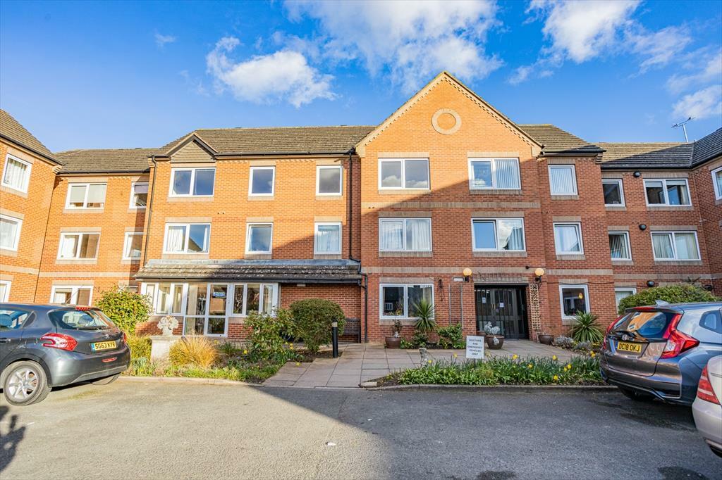 2 bedroom retirement property for sale in St. Marys Road, Evesham, WR11