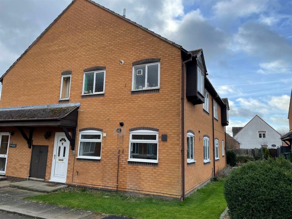 2 bedroom for sale in Tithe Court, Middle Littleton, Evesham
