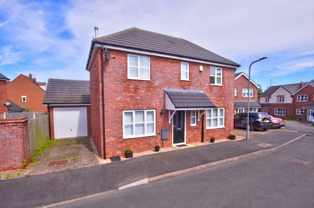 Main image of property: Lunns Gardens Evesham