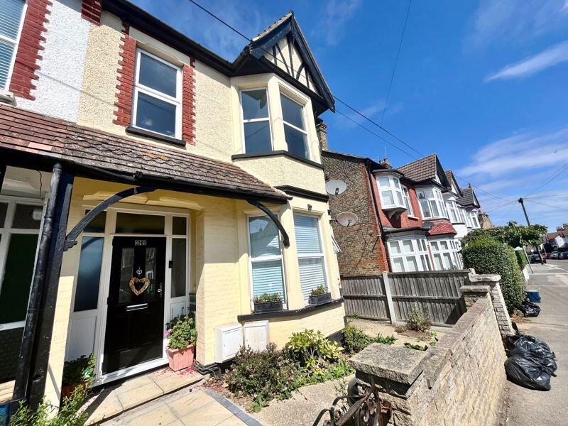 Main image of property: Southbourne Grove, Westcliff-On-Sea