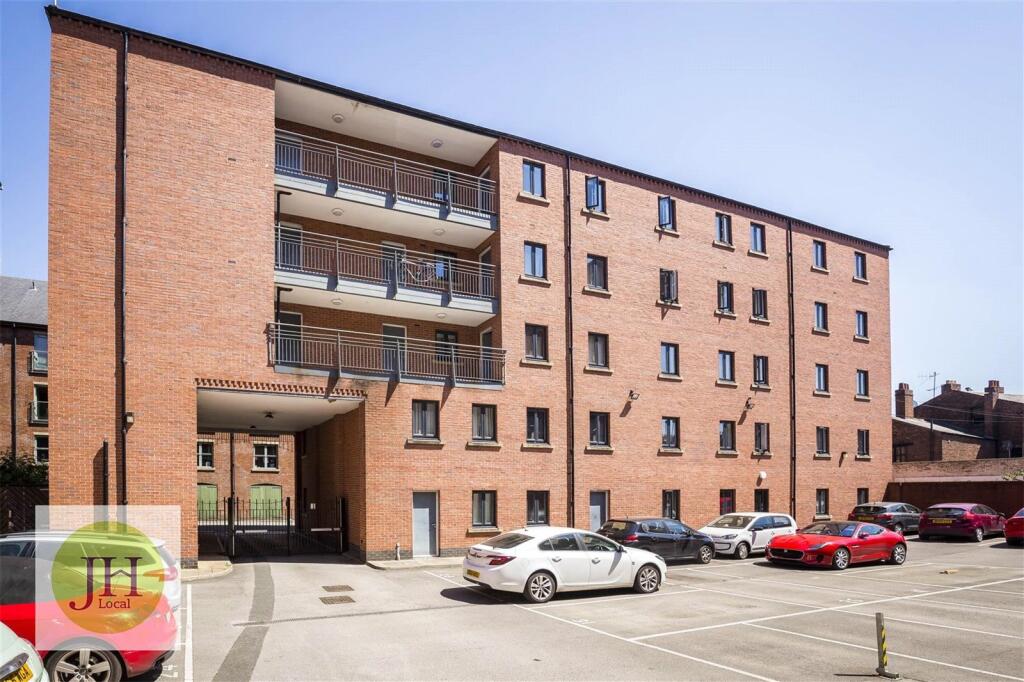 2 bedroom apartment for rent in Russell Street, Chester, Cheshire, CH1