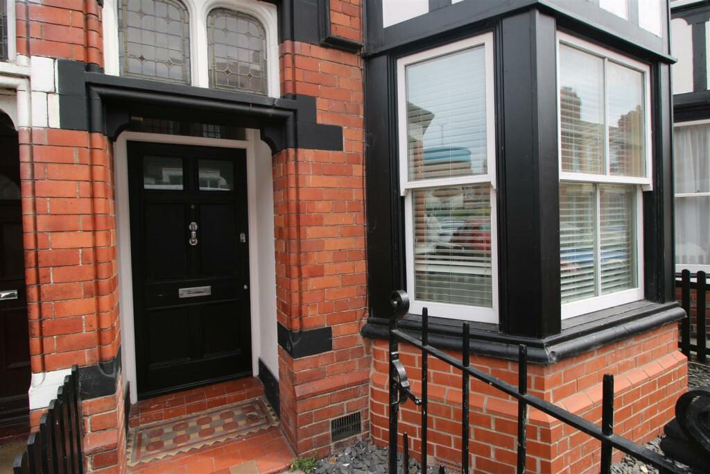 1 bedroom property for rent in 16 Lord Street, Chester, Cheshire, CH3