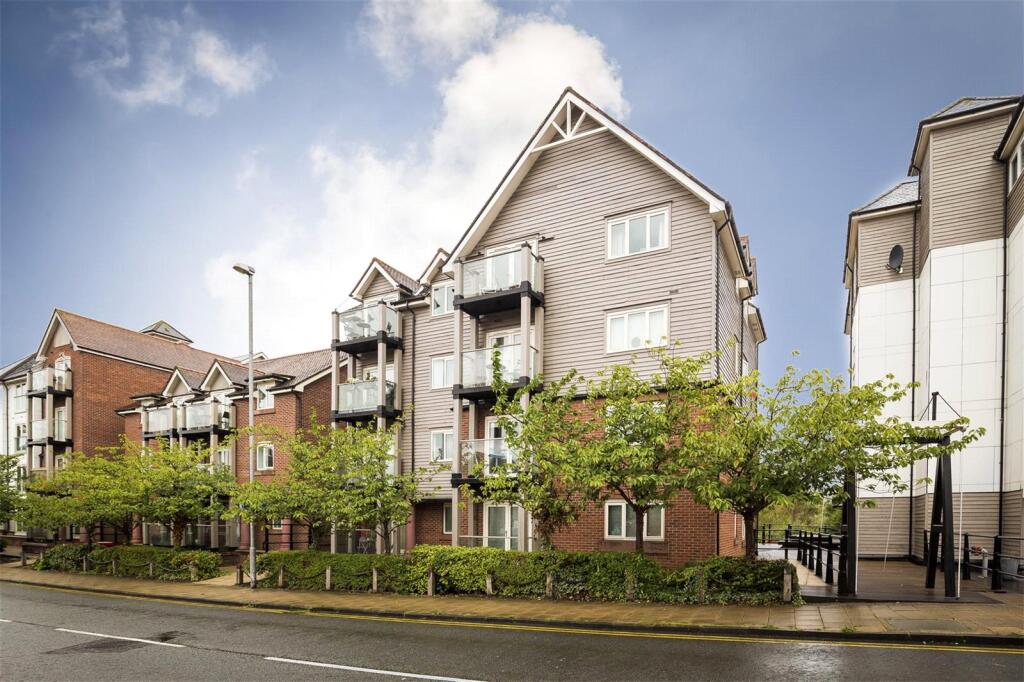 Main image of property: New Crane Street, Chester, Cheshire, CH1