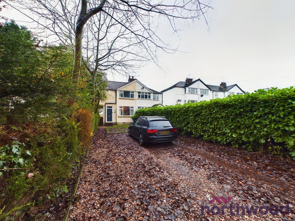 3 bedroom terraced house for sale in Hind Heath Road, Sandbach, CW11