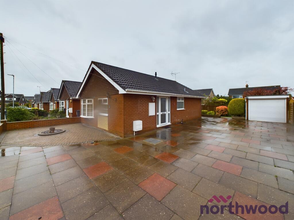 2 bedroom bungalow for sale in Dane Close, Sandbach, CW11