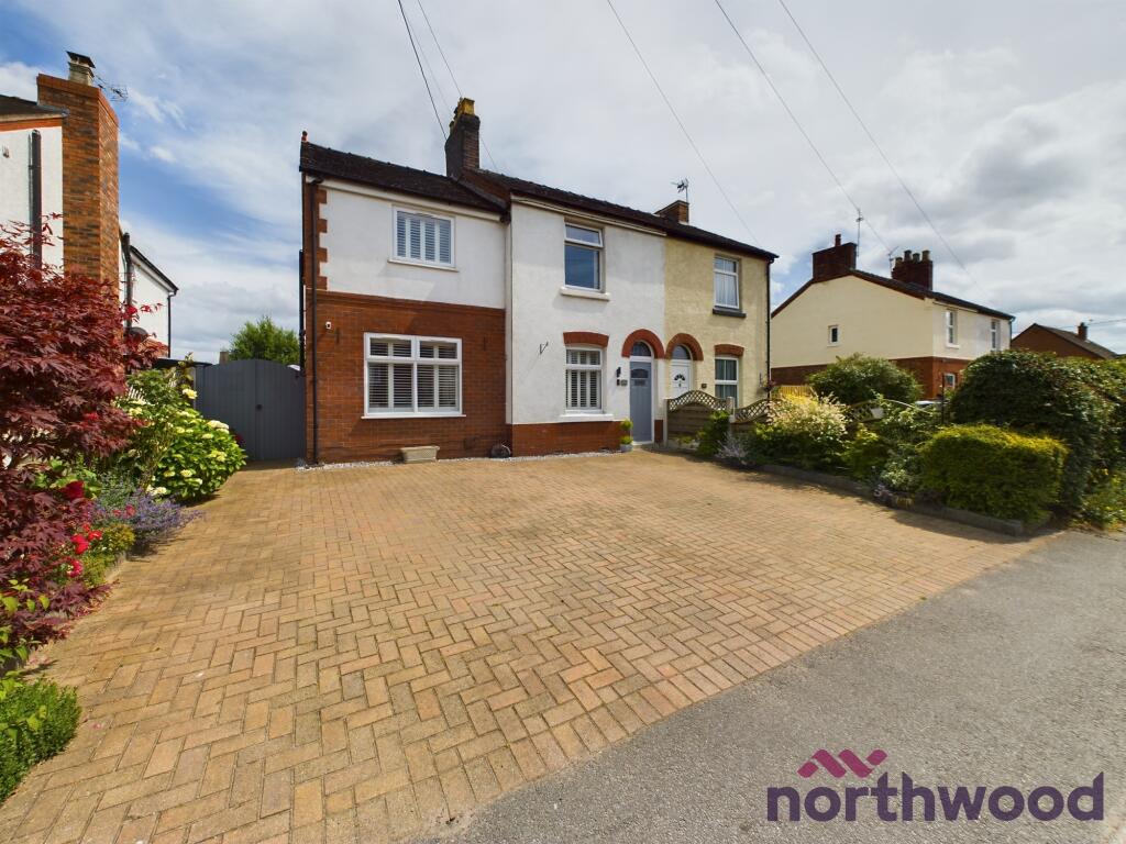 4 bedroom semidetached house for sale in Hassall Road, Sandbach, CW11